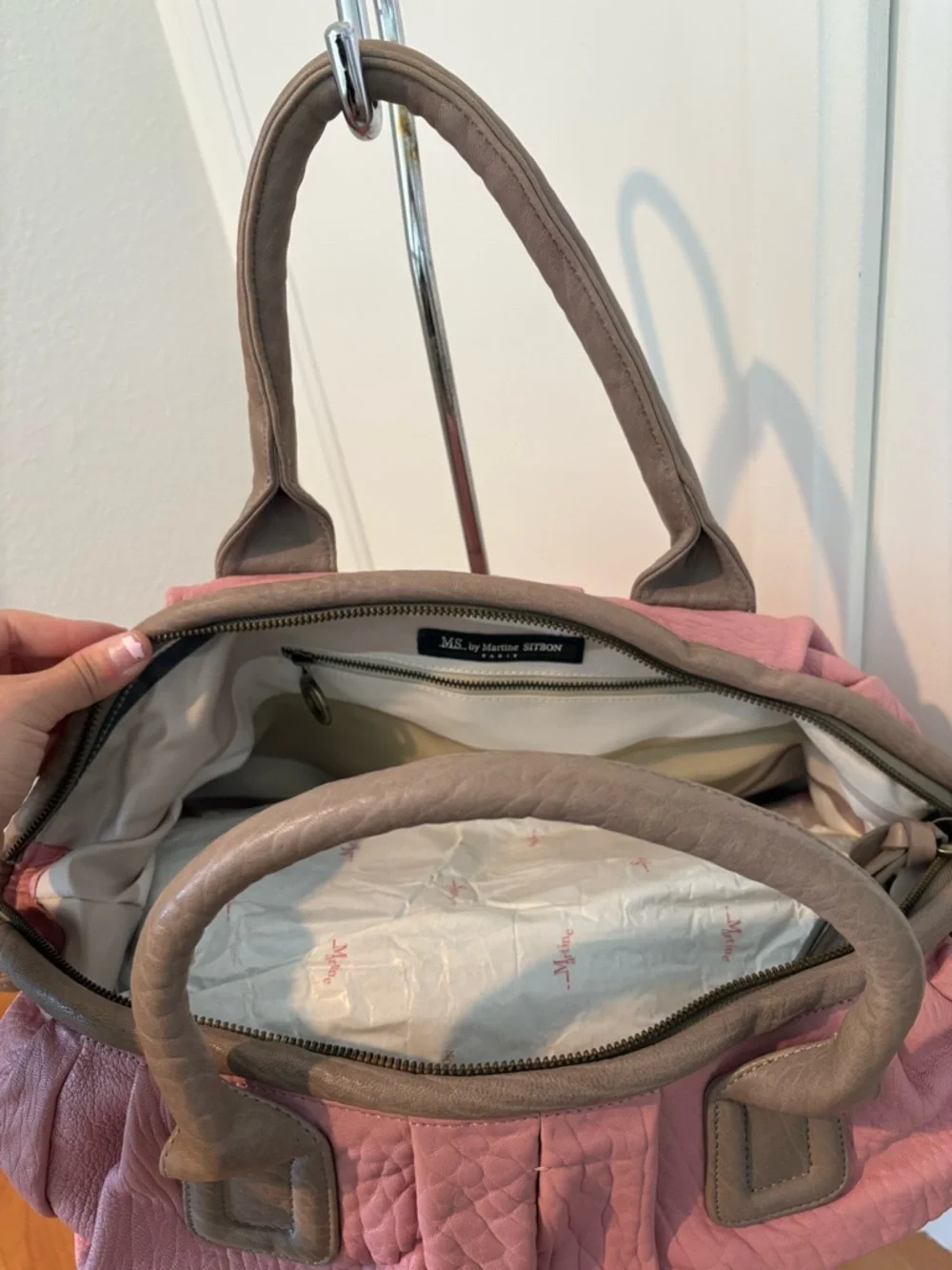 Dusty Pink Leather Hobo Handbag with Contrasting Taupe Handles